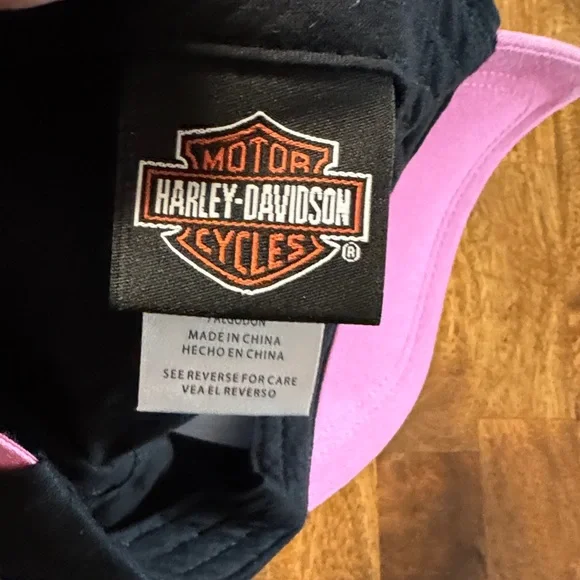 Harley-Davidson Black Cap with Pink Brim - Picture 4 of 5